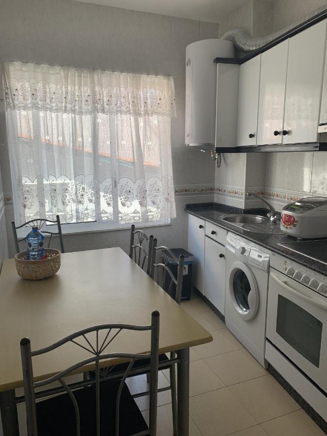 Apartamento céntrico a 1km de la playa. Pontedeume Extérieur photo