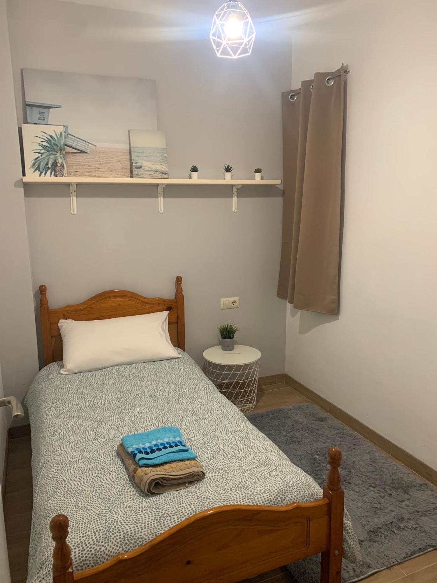 Apartamento céntrico a 1km de la playa. Pontedeume Extérieur photo